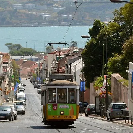 Cosy Hideout In Ajuda *